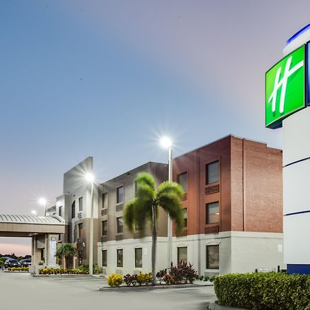 Holiday Inn Express Hotel & Suites Clewiston By Ihg Ngoại thất bức ảnh