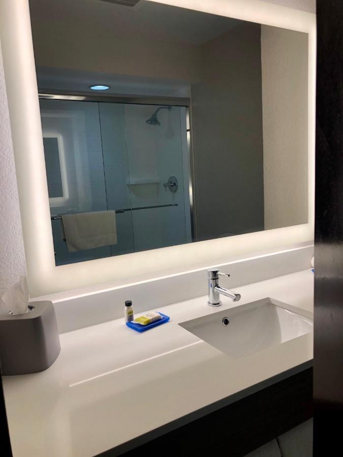 Holiday Inn Express Hotel & Suites Clewiston By Ihg Ngoại thất bức ảnh