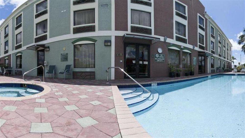 Holiday Inn Express Hotel & Suites Clewiston By Ihg Ngoại thất bức ảnh