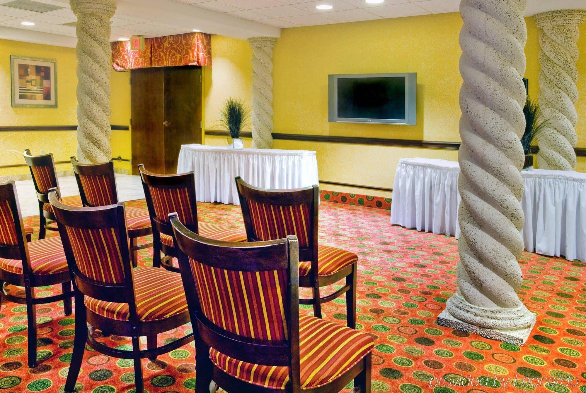 Holiday Inn Express Hotel & Suites Clewiston By Ihg Ngoại thất bức ảnh