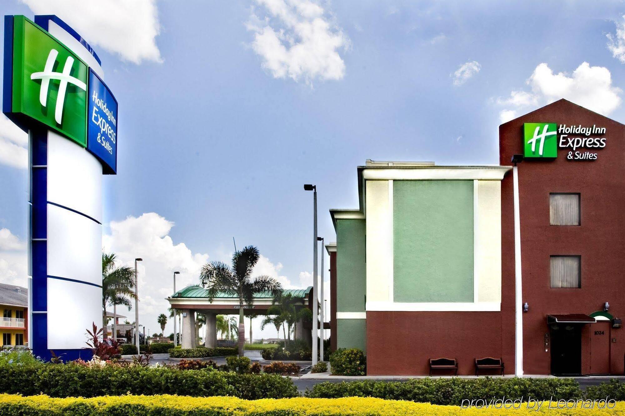Holiday Inn Express Hotel & Suites Clewiston By Ihg Ngoại thất bức ảnh